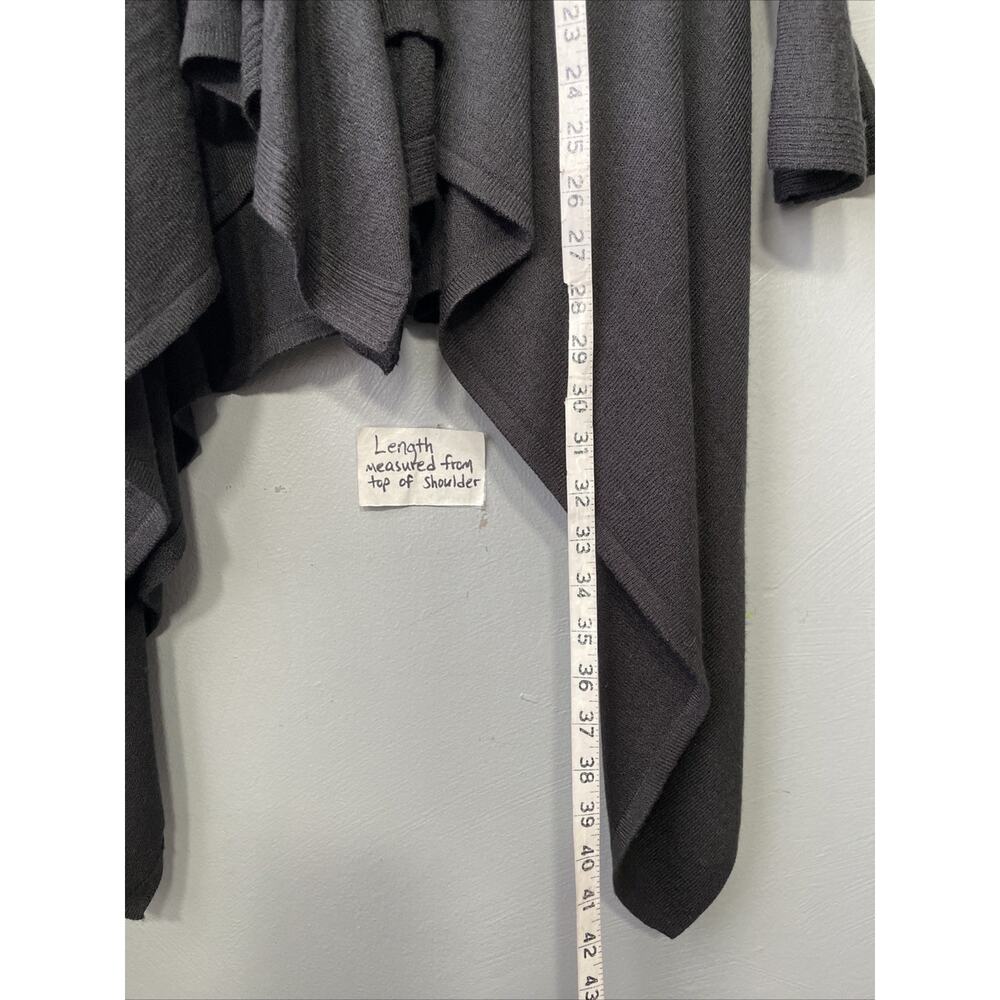 Hot In Hollywood Waterfall Cardigan Size M Black Drape Sweater Ruffled Witchy - Picture 11 of 11